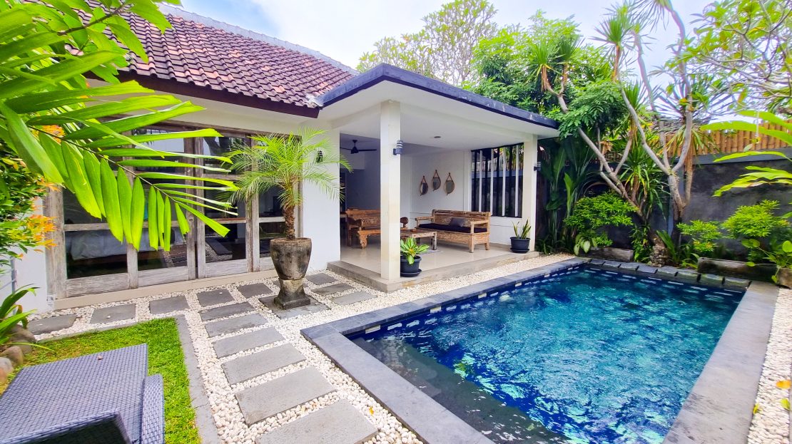 Singgah Villa Seminyak 1 Bedroom - Choose 2 Cuz